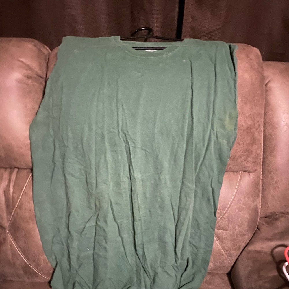 Green sleeveless shirt 4XL